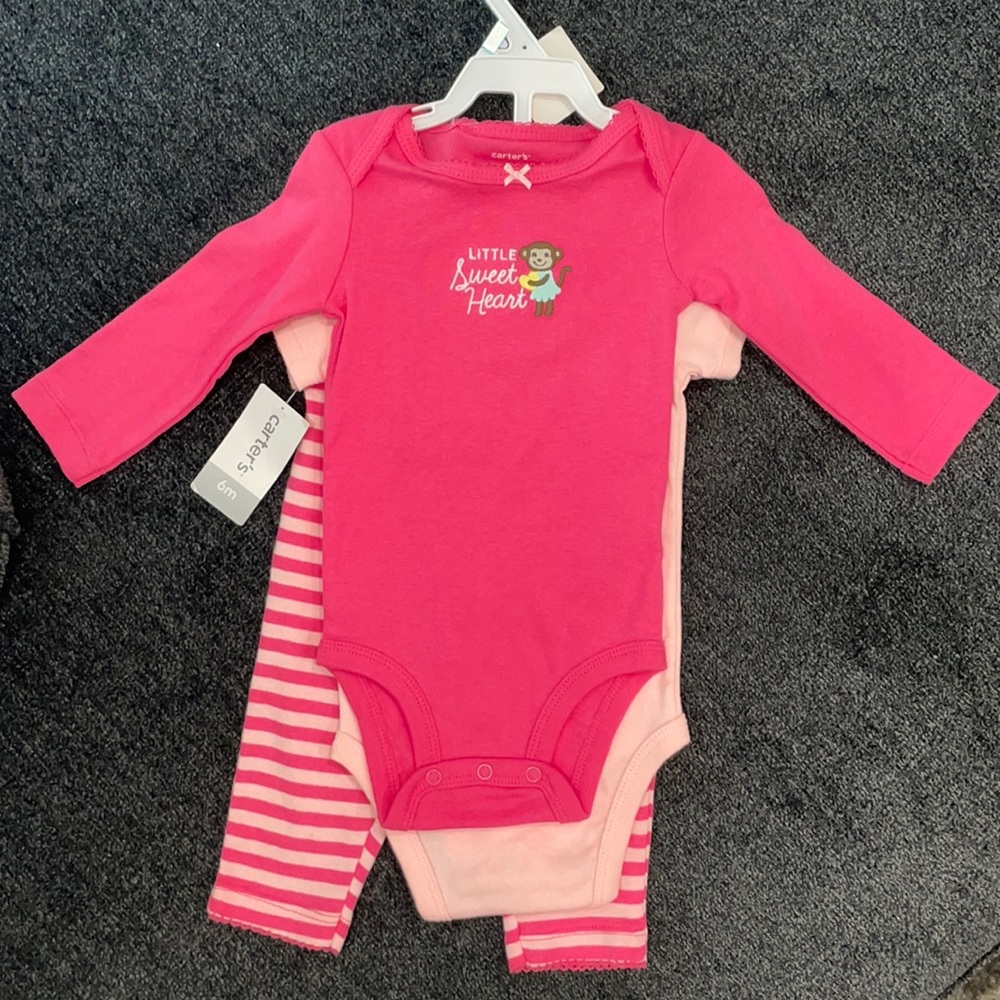 3 piece set. Pink Onesie set.